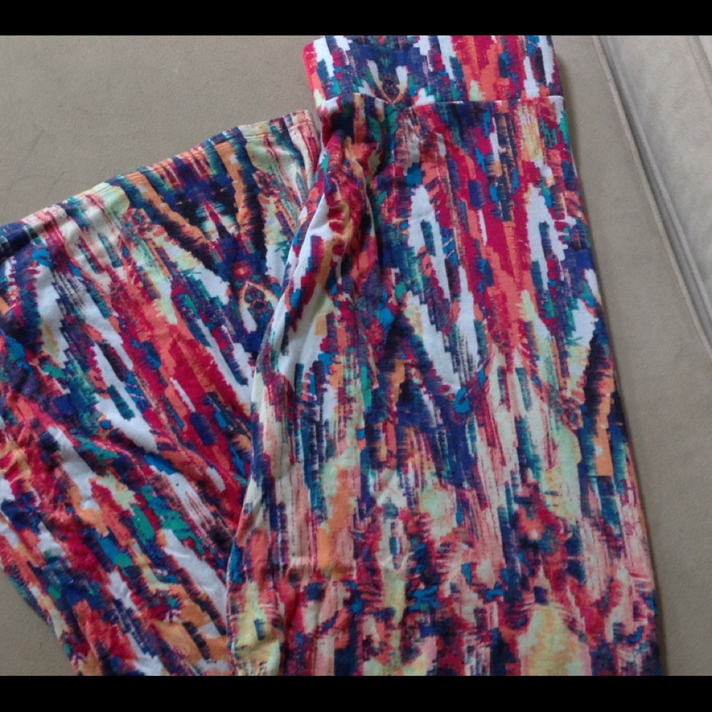 Multi-Color Maxi Skirt!